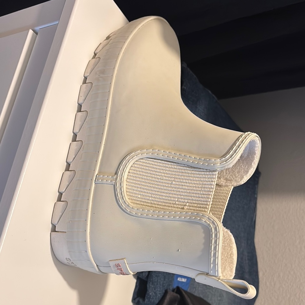 SPERRY White Slip-On Ankle Boots